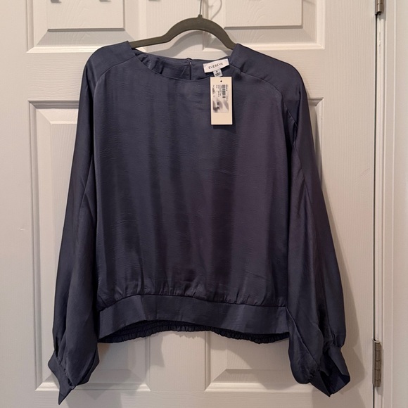 NWT Evereve Payton Satin Top - Picture 5 of 7